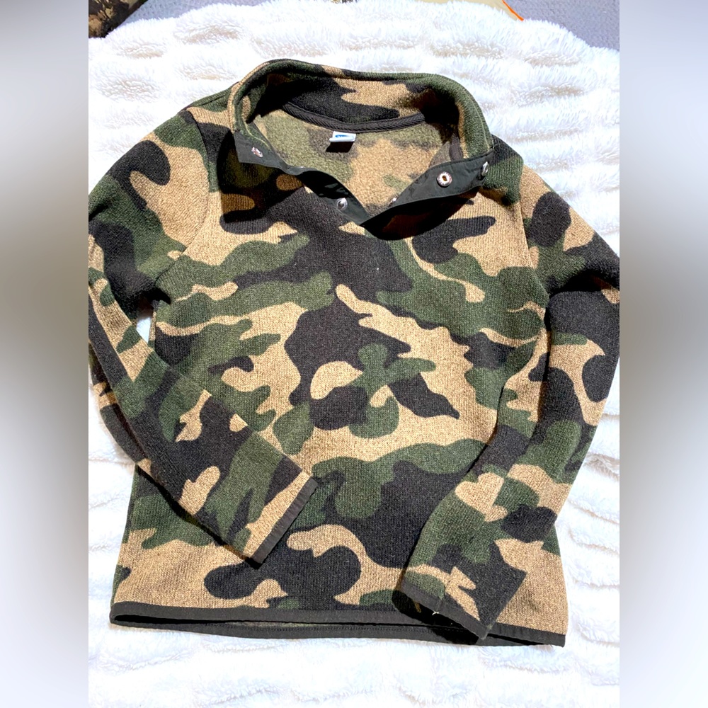 Old Navy Fleece Lined Camo 1/4 Snap Pullover - Size 6/7